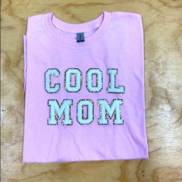 Cool Mom Tee   - Picture 1 of 2